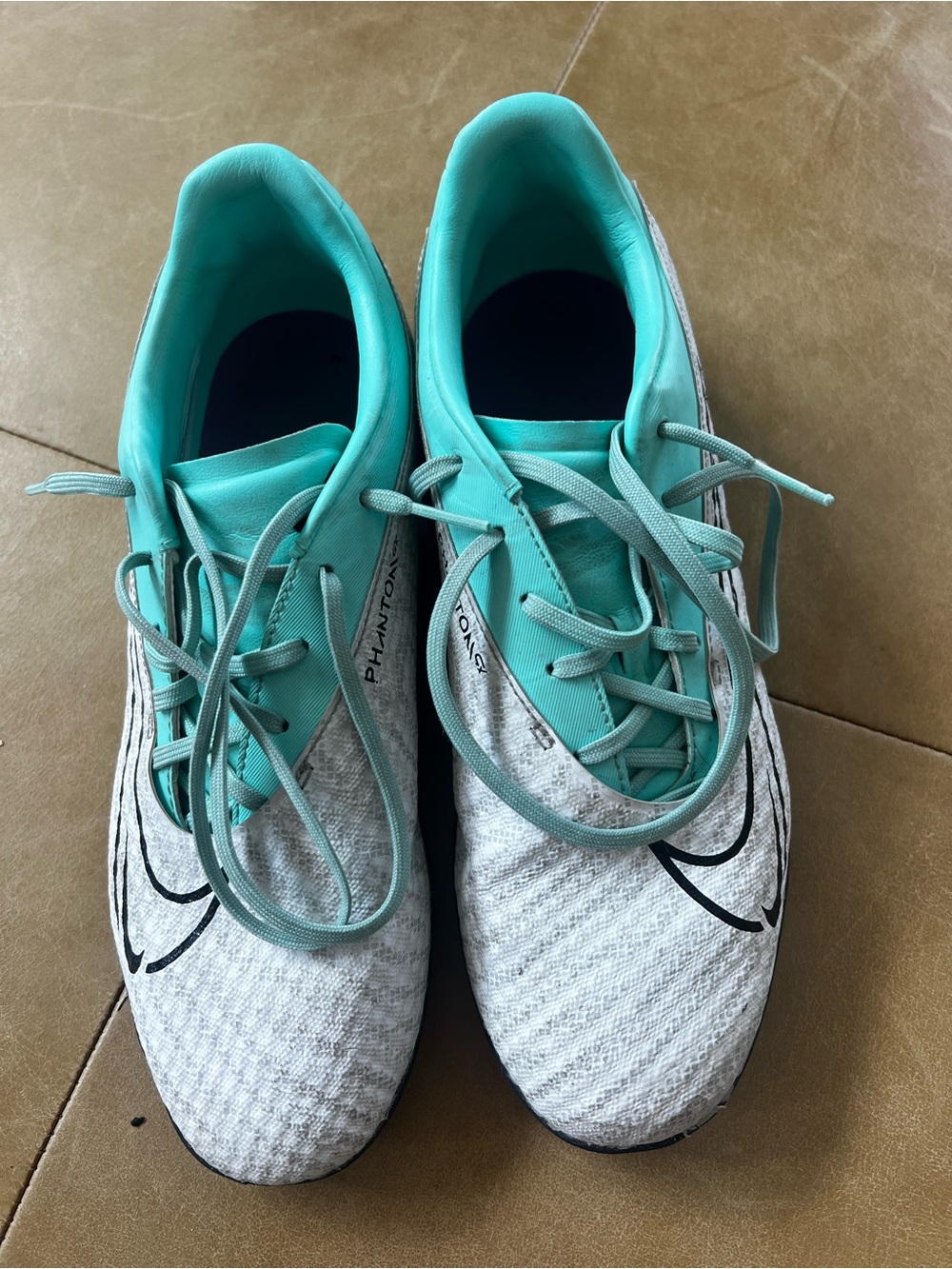 Nike men’s indoor soccer Athletic Shoes
